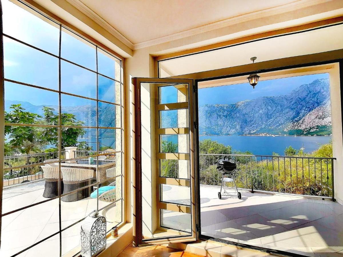 Blue Bay 2 Bedroom Apartment Prčanj Екстериор снимка